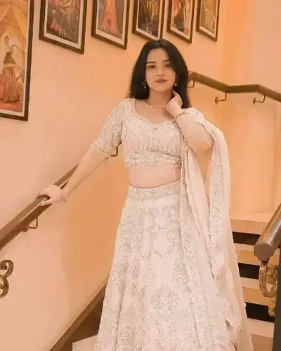 Escort Service In Jamkhed